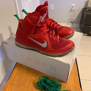 Lebron 9 IX Christmas size 12 Jordan yeezy Nike